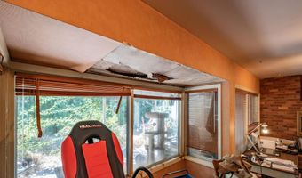 112 Green Ct NE, Albany, OR 97321