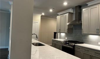 529 Clover Ln, Alpharetta, GA 30009