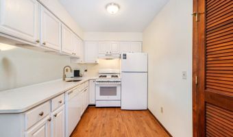 3 Port Royal Dr 4, Alloway, NJ 07462