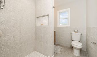 20 Duchess Ave, North Middletown, NJ 07748