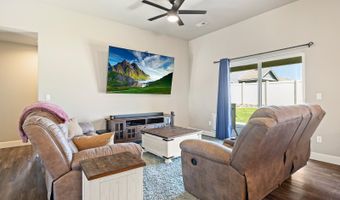 1132 Anna Jean Ave, Benton City, WA 99320