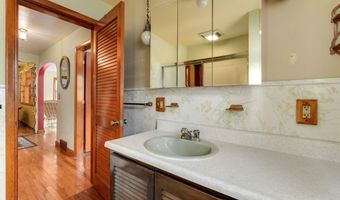 7 Grant Ave, Barre, VT 05641