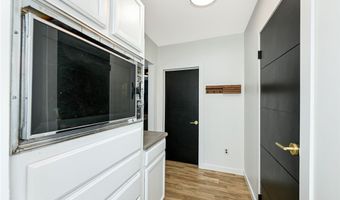 1033 Herberich Ave, Akron, OH 44301