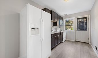 1516 E 36TH St, Baltimore, MD 21218