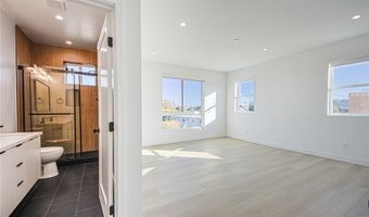 2200 Thurman Ave, Los Angeles, CA 90016