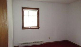 137 Union St, Belfast, ME 04915