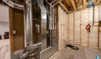 2820 E Daybreak Cir, Brandon, SD 57005