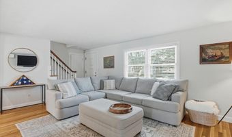 42 Matthies St, Beverly, MA 01915