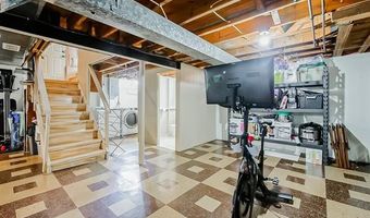 8634 Allen Rd, Allen Park, MI 48101