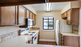 16301 Ledgemont Ln 267, Addison, TX 75001