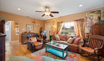 444 W Wheeler Ave, Aransas Pass, TX 78336