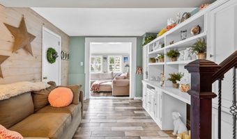 36 BEAVER Dr, Barrington, NJ 08007