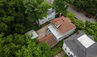 1113 State St, Alton, IL 62002