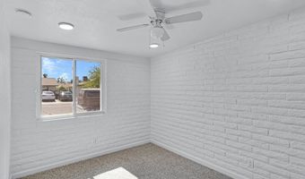414 E CHOLLA St, Casa Grande, AZ 85122