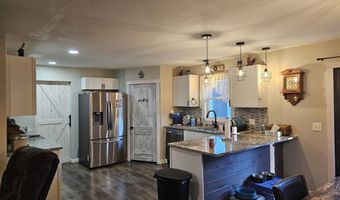 1705 Lakeview Dr, Ava, MO 65608