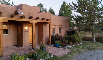 9 Desiderio Rd, Arroyo Seco, NM 87514