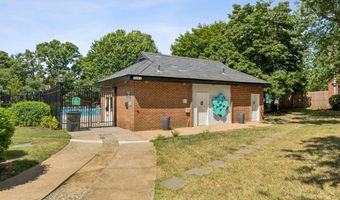 4819 28TH St S B, Arlington, VA 22206