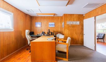 140 W Hawthorne St, Fallbrook, CA 92028