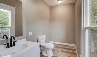 106 S Fox St, Alba, MO 64830