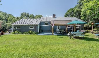 18 Lady Slipper Ln, Barrington, NH 03825