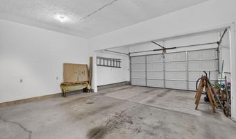 5062 Ashville Rd, Ashville, OH 43103