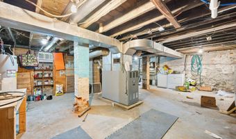 40 Fremont St, Bangor, ME 04401