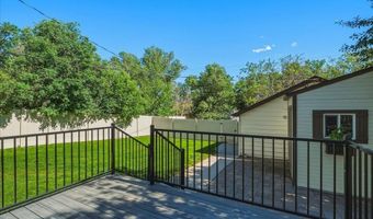 813 W 2ND Ave, Cheyenne, WY 82001