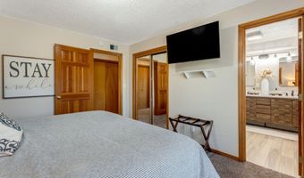 24125 BUTTEVILLE Rd NE, Aurora, OR 97002