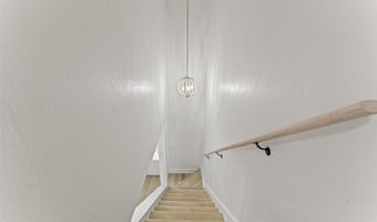 798 MAIN St, Atlantic Beach, FL 32233