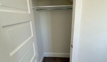 37 E GLOUCESTER Pike 1, Barrington, NJ 08007