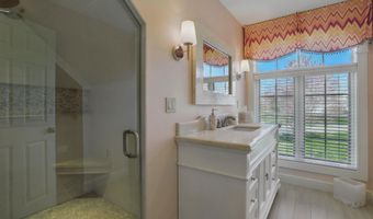 7 Champagne Ter, Bedford, NH 03110