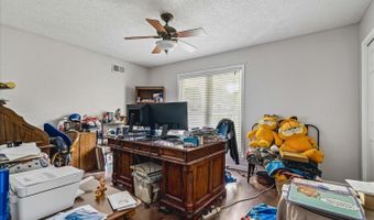2605 SURREY WOOD Dr, Bartlett, TN 38134