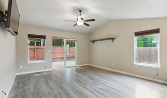 1064 NECARNEY St, Rockaway Beach, OR 97136