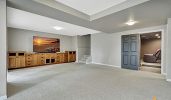 16268 Noble Point Dr, Anchorage, AK 99516