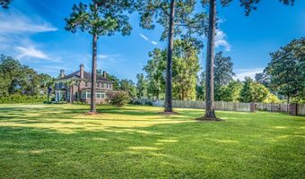 8416 Old State Rd, Holly Hill, SC 29059
