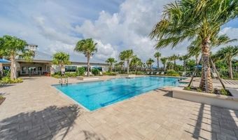 6256 CAMINO Dr, Apollo Beach, FL 33572