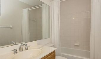 308 Kehrs Mill Bend Ct, Ballwin, MO 63011
