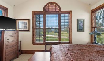 1363 Lake Pointe Dr, Bigfork, MT 59911