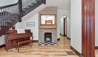 105 E 4th St, Augusta, KY 41002
