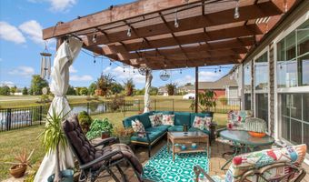 8701 Thatcher Ln, Avon, IN 46123