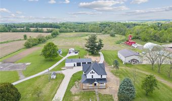 5785 Beechwood Ave, Alliance, OH 44601
