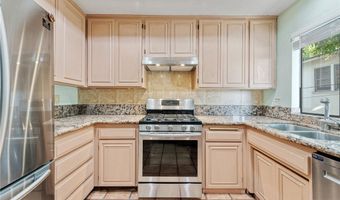 807 N Sycamore Ave 6, Los Angeles, CA 90038