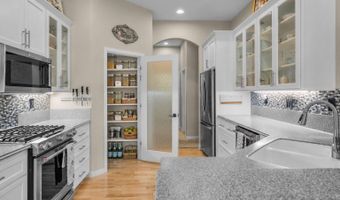 19465 Ironwood Cir, Bend, OR 97702