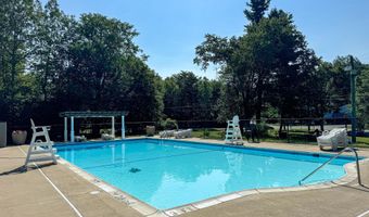 3055 Briarwood Dr, Tobyhanna, PA 18466