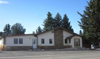 1402 Stampede Ave, Cody, WY 82414