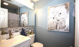1 Arc Ct, Absecon, NJ 08201