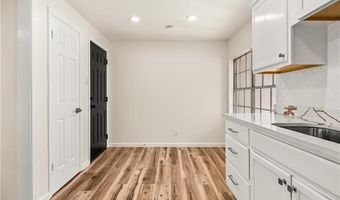 2330 GREENWAY Dr, Alexandria, LA 71301