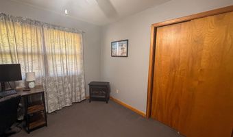 716 5th Ave, Ackley, IA 50601