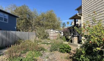 97661 MARINA HEIGHTS Loop, Brookings, OR 97415