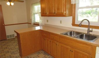 141 Strese Ln, Apple Valley, MN 55124
